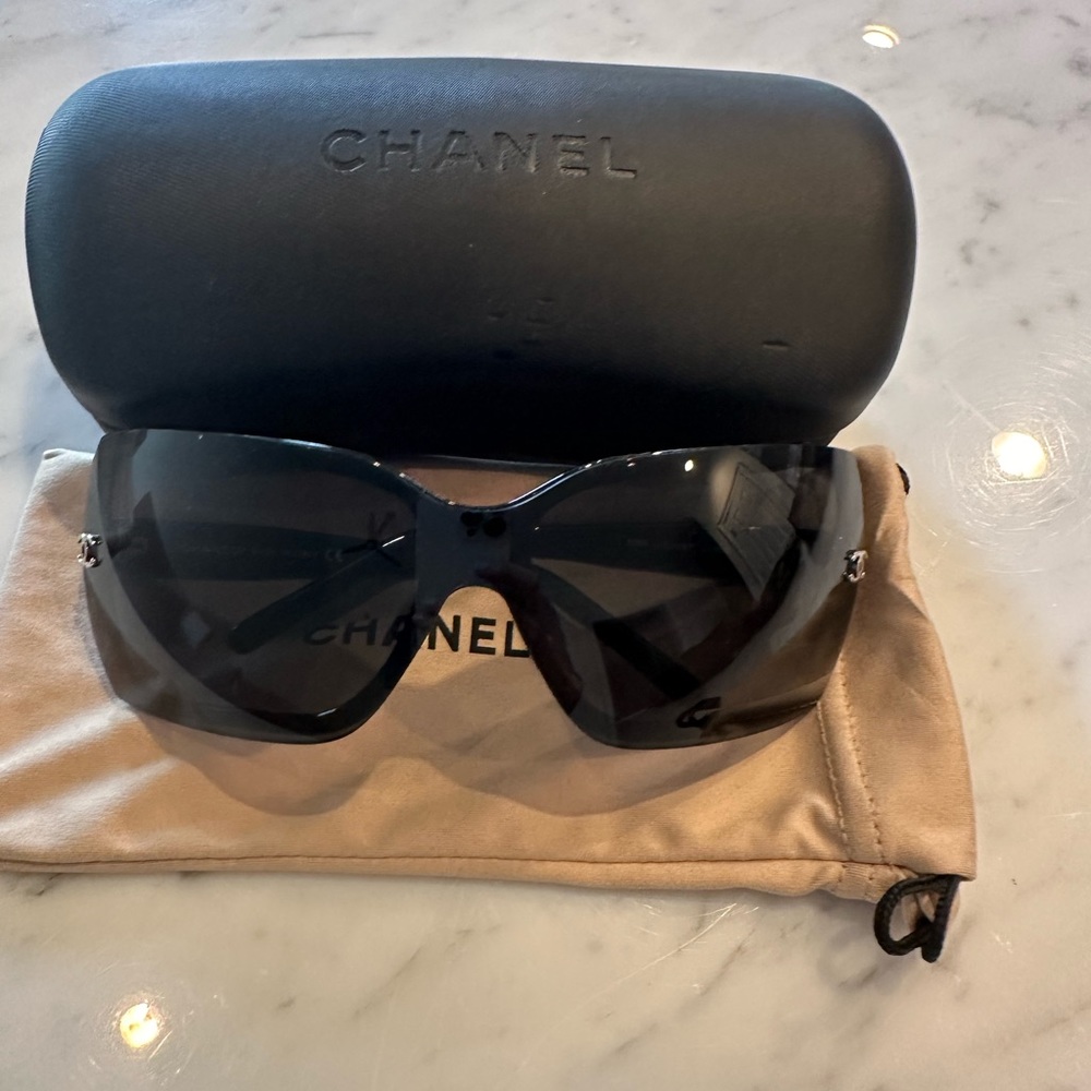 Chanel sunglasses